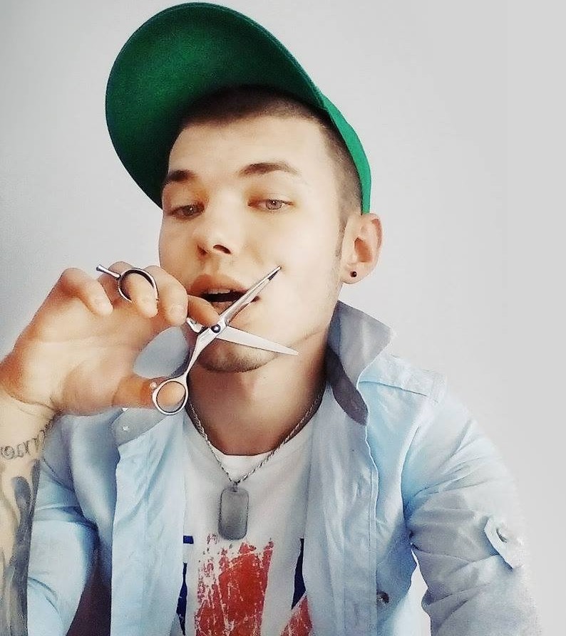 Basteq Fryzjer w czapce, Sebastian Trociński Basteq Fryzjer w czapce, Sebastian Trociński