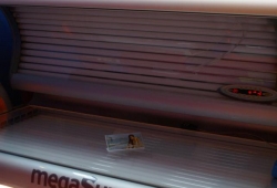 MegaSun łóżko z normą 0,3, brązujące, lampa bez promieni UV B